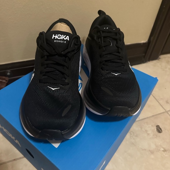COPY - - BNIB hoka bondi 8 black/white women’s running shoes - Picture 6 of 7